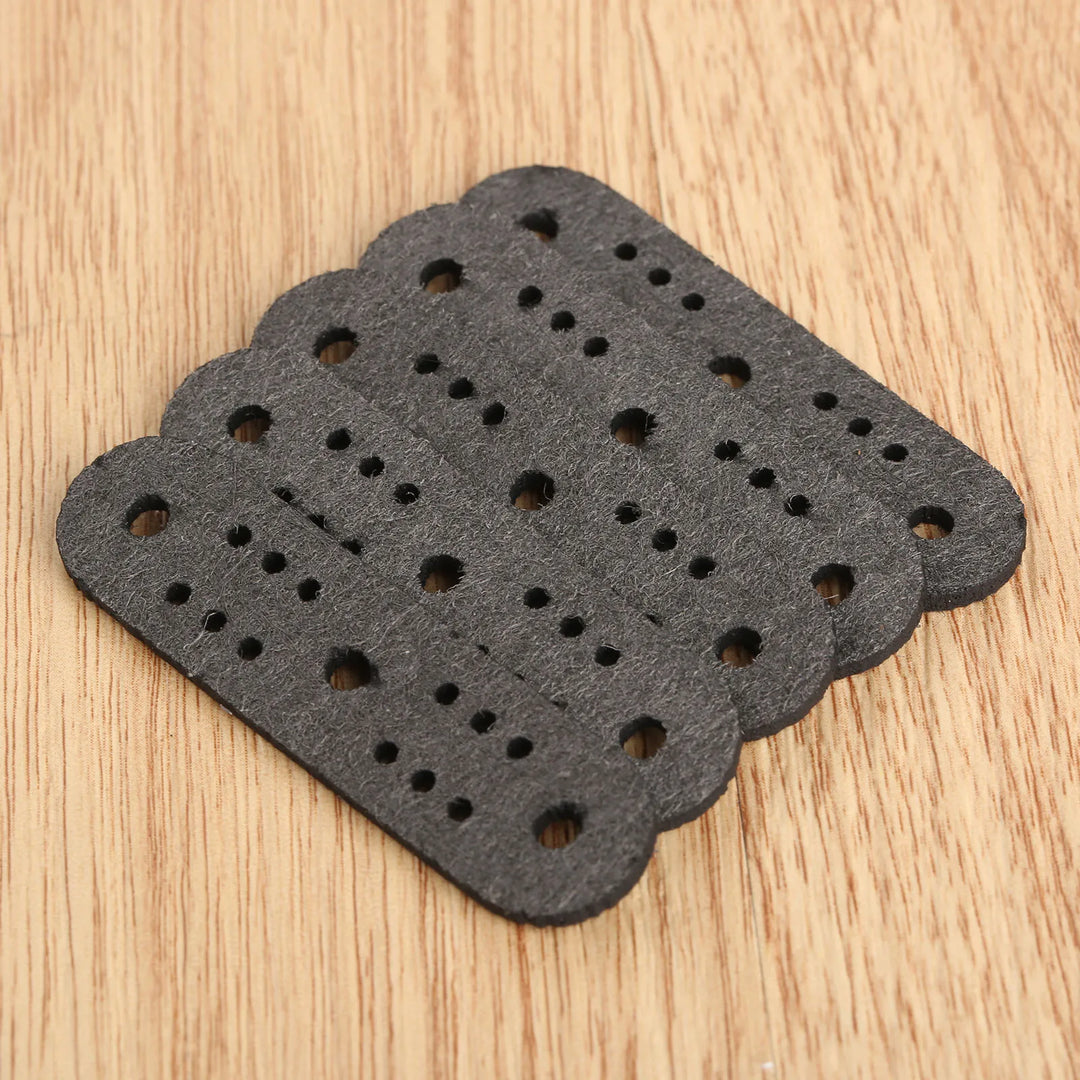 Hunting 20Pcs Microfiber Leather Slingshots Pouches Multi-Hole Outdoor Shooting Bow Sling Shots Catapults Replacements 55mmX15mm