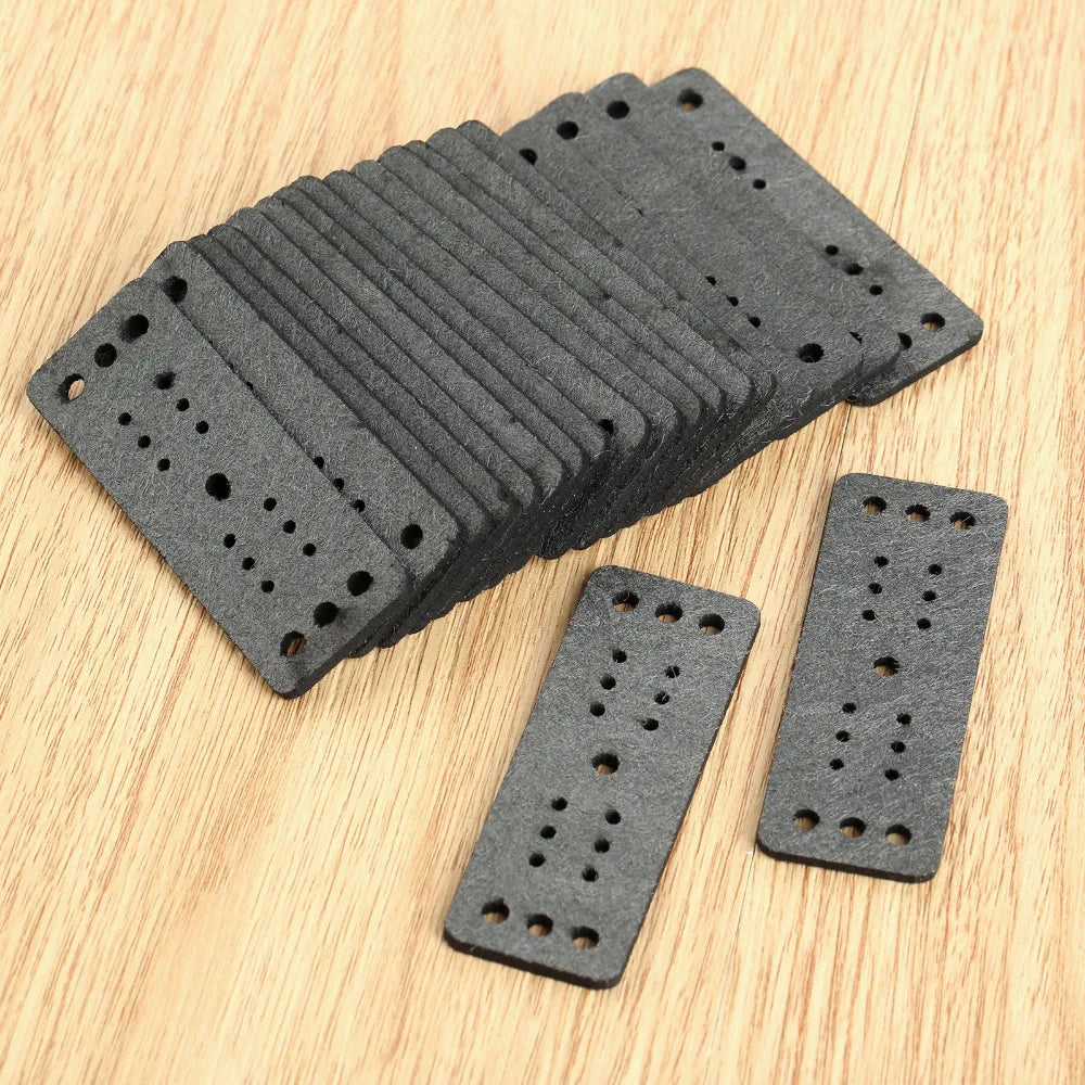 Hunting 20Pcs Microfiber Leather Slingshots Pouches Multi Holes Outdoor Shooting Bow Sling Shots Catapults Replacement 65mmX24mm